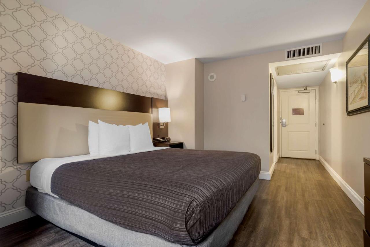 Hotel Western St. Christopher 3*