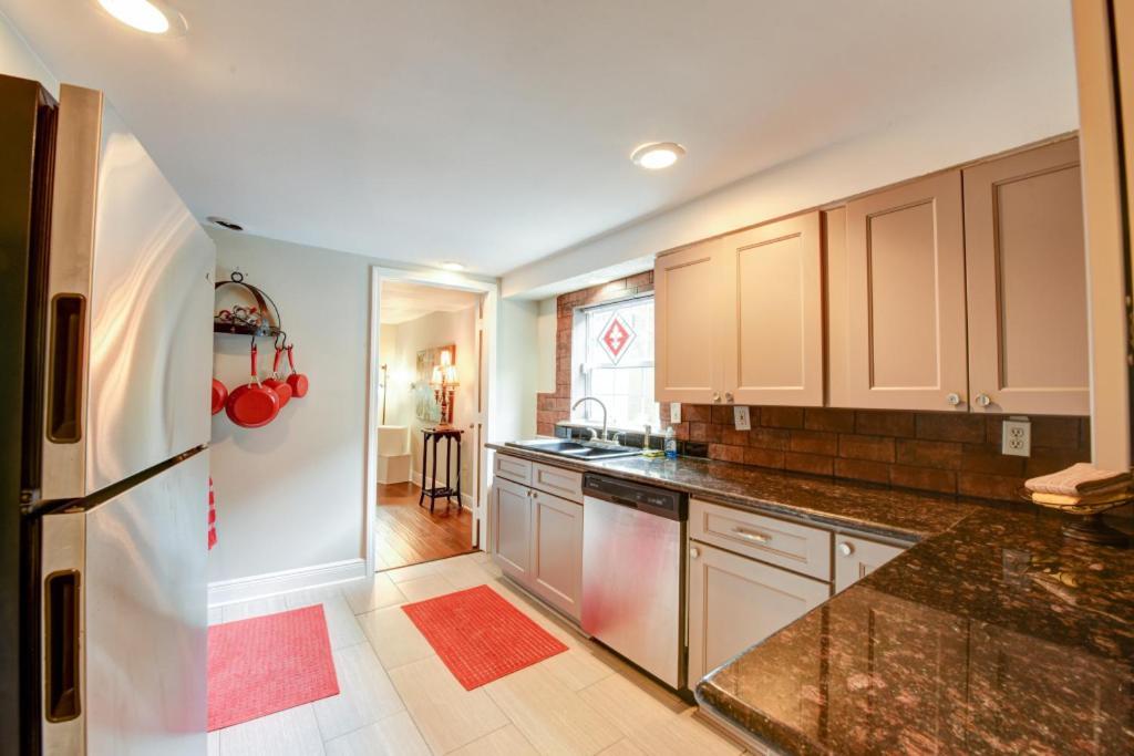 Step Into The French Quarter Apartment New Orleans