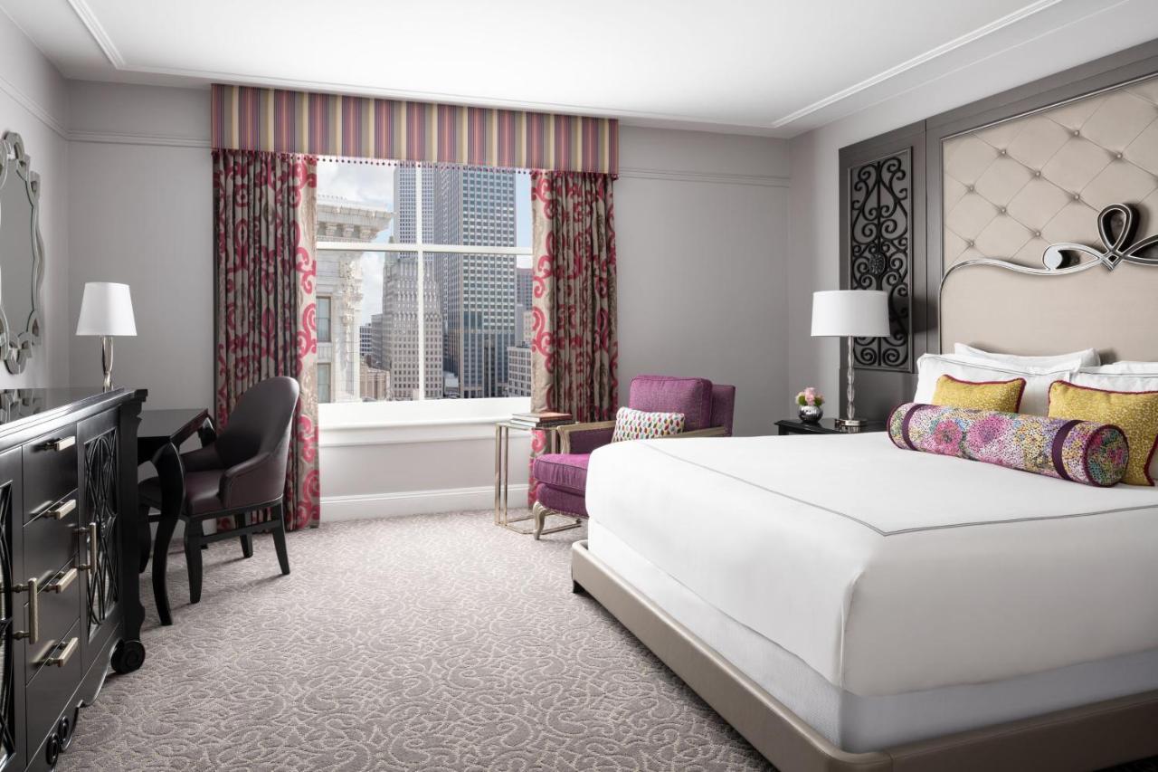 The Ritz-carlton,