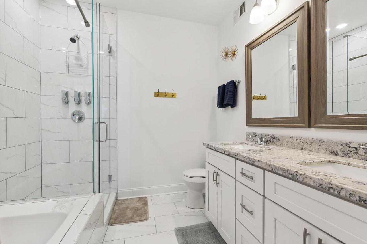 New Luxury 3br W Jacuzzi
