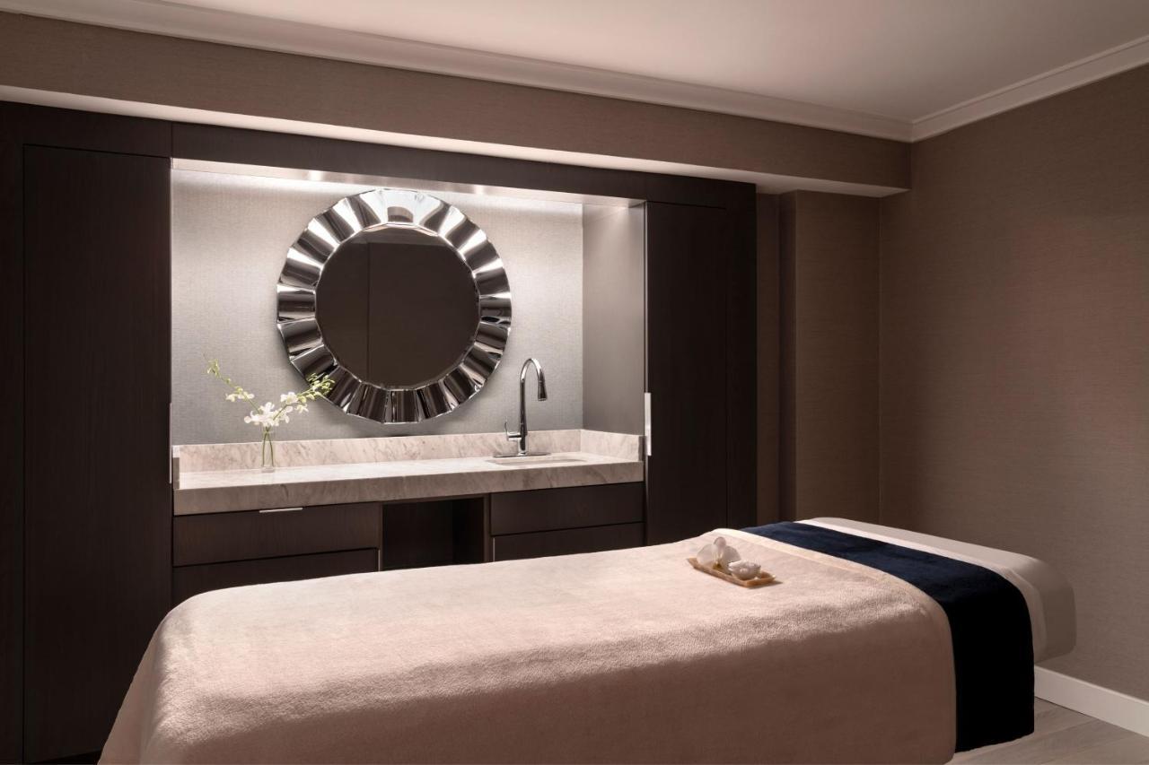 Hotel The Ritz-carlton, 5*