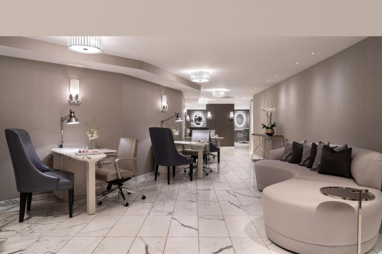 The Ritz-carlton, Hotel