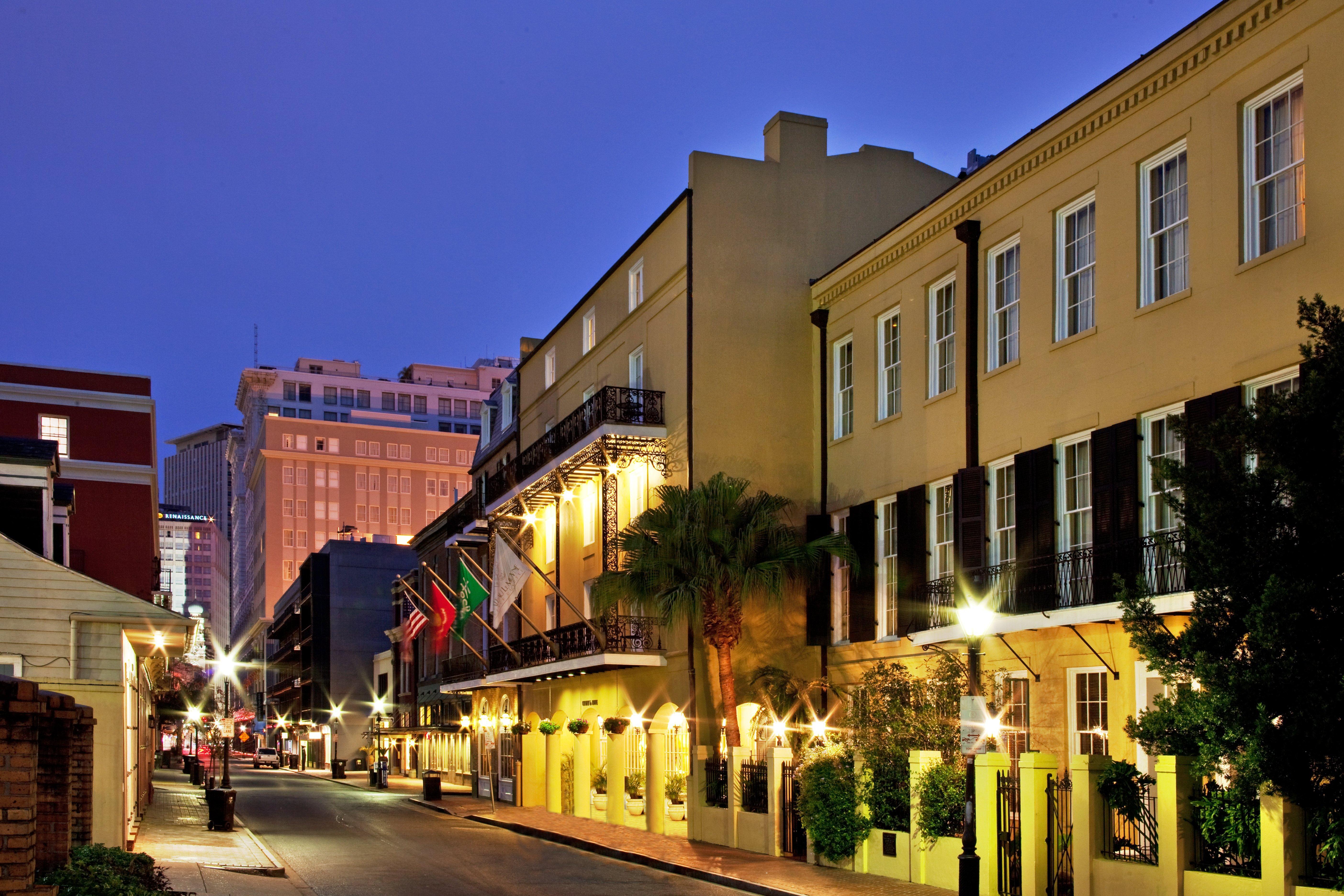 Hotel Holiday French Quarter-chateau Lemoyne By Ihg New Orleans