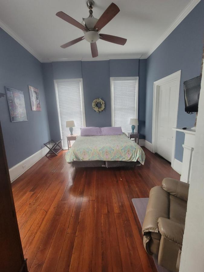 Maison Des Lunes New Orleans