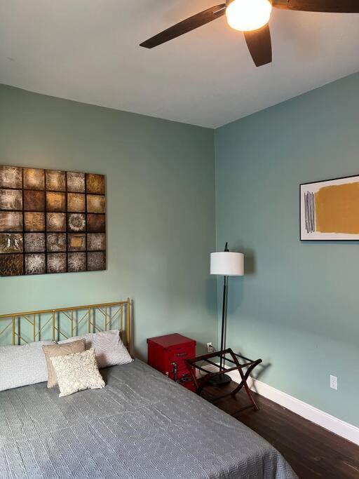 Chilled Pad 2 Blocks From The French Quarters Apartment