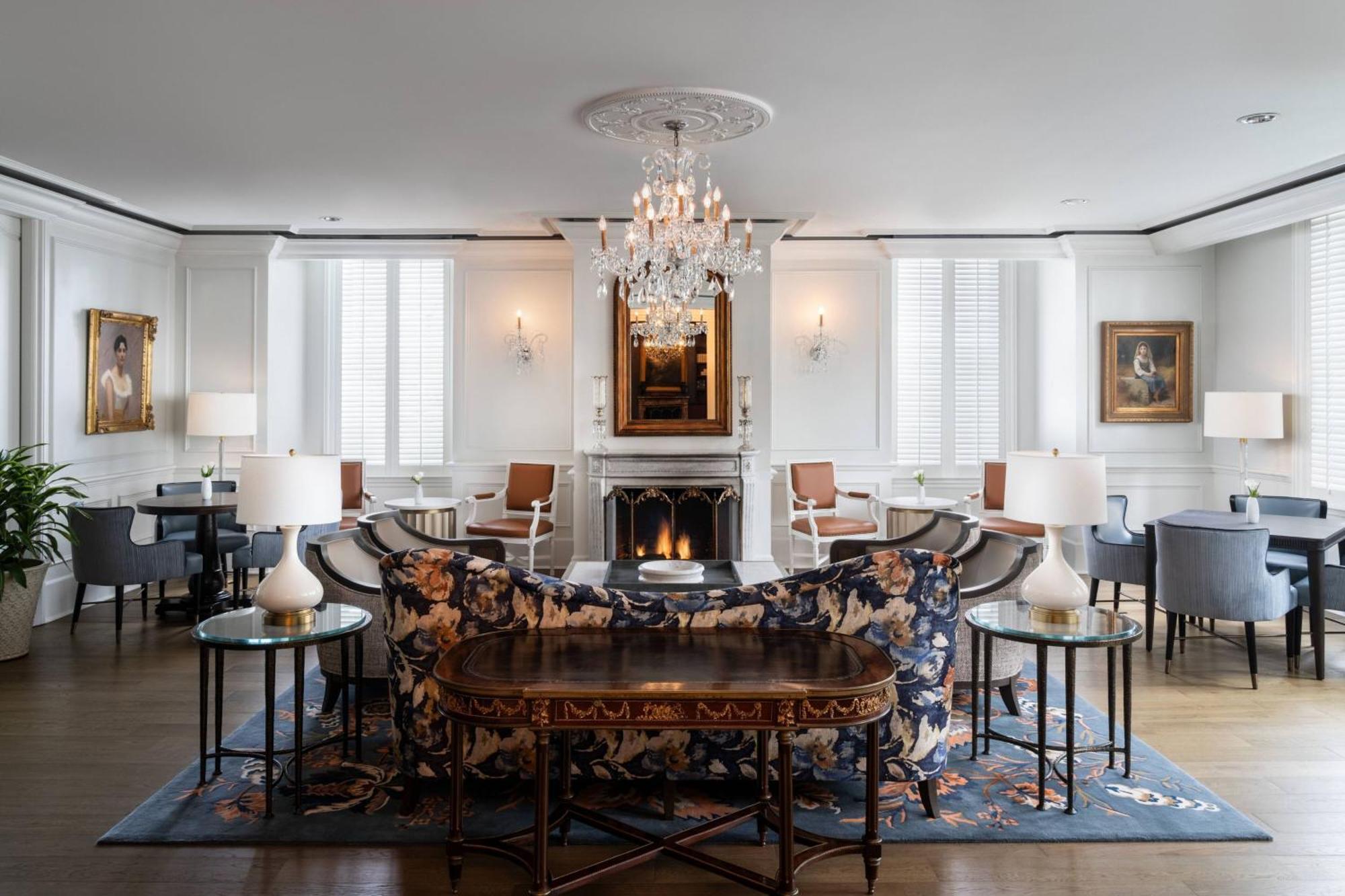 The Ritz-carlton, Hotel 5*