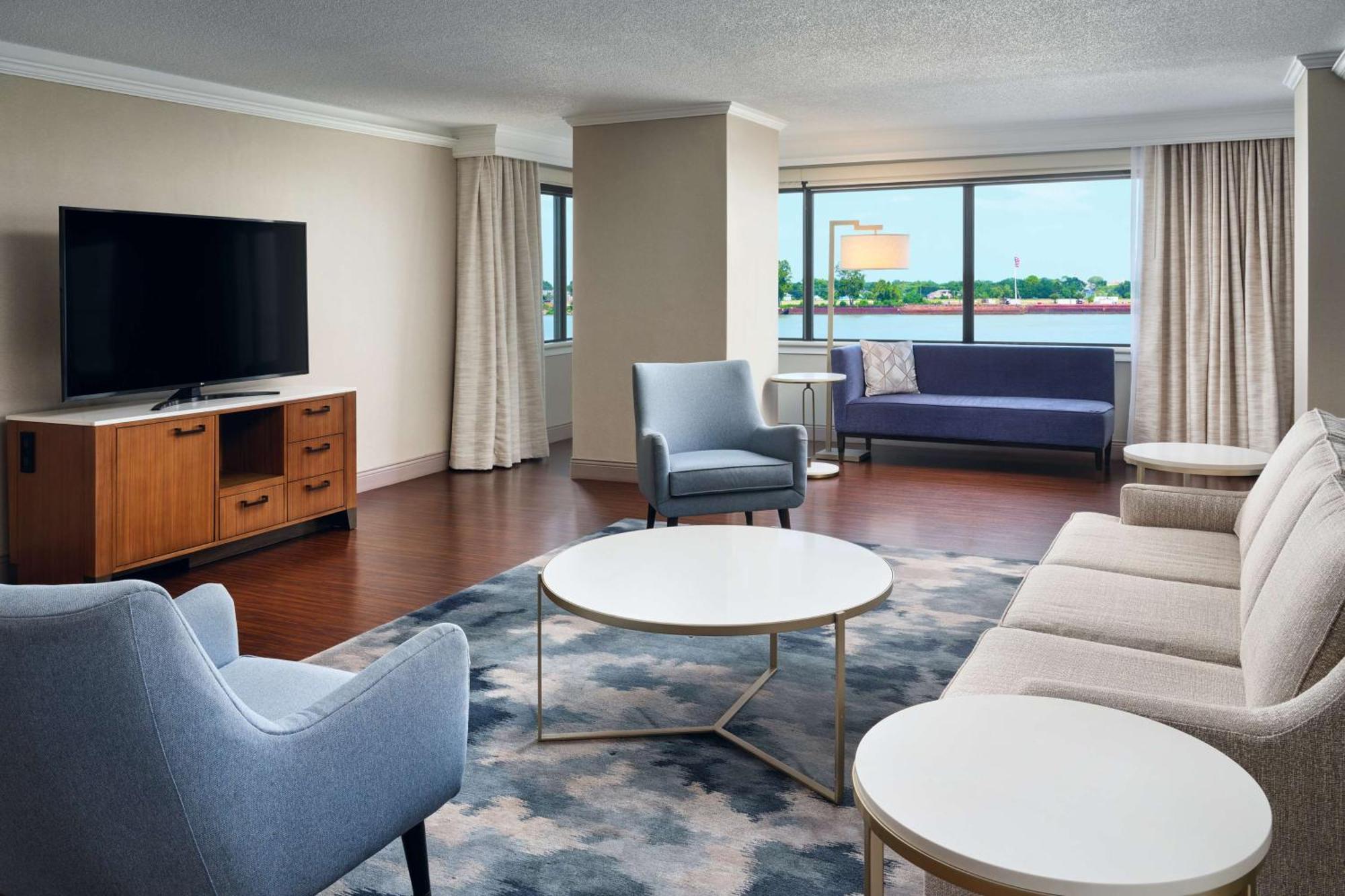 Hilton Riverside