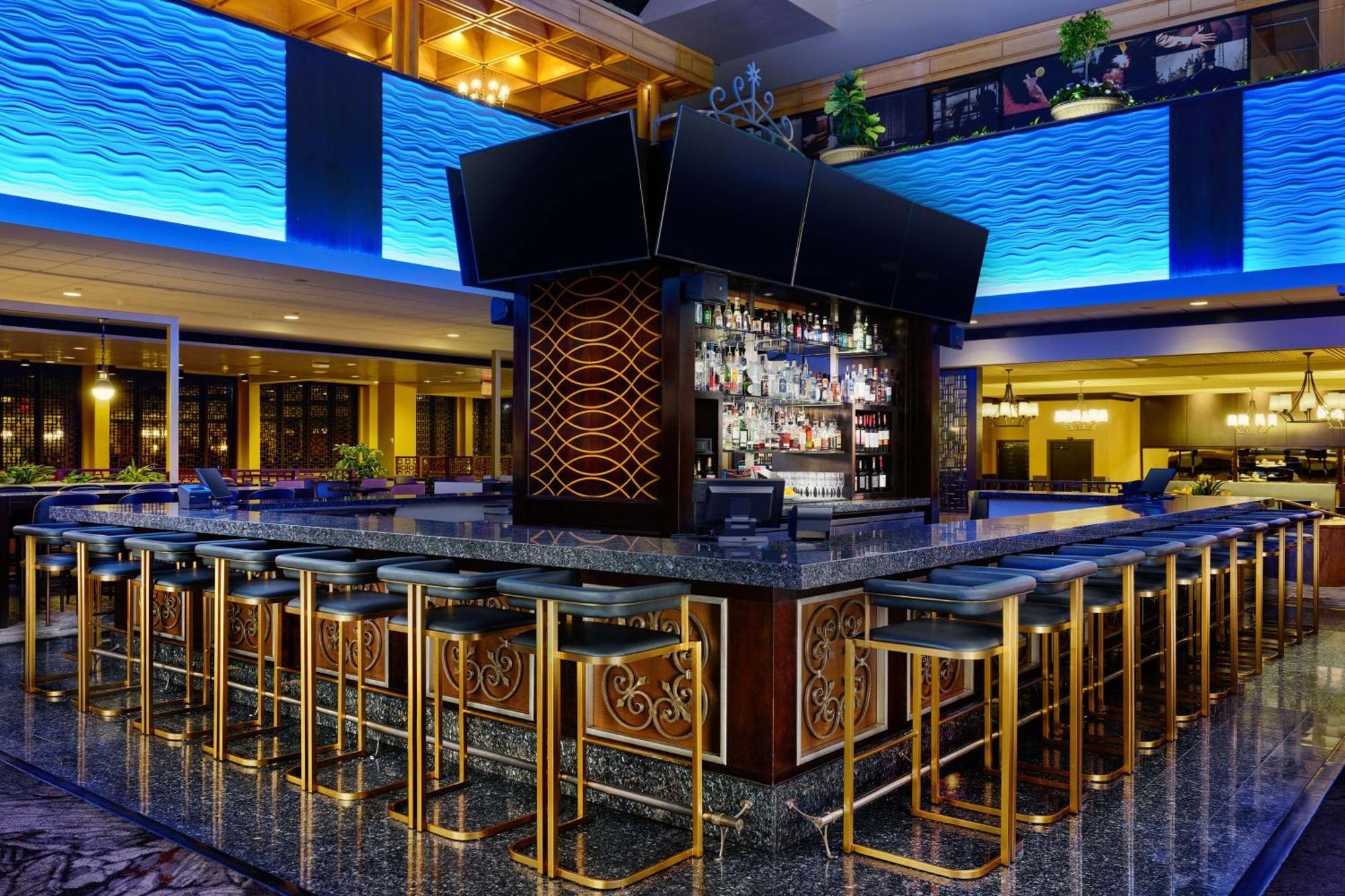 Hilton Riverside Hotel