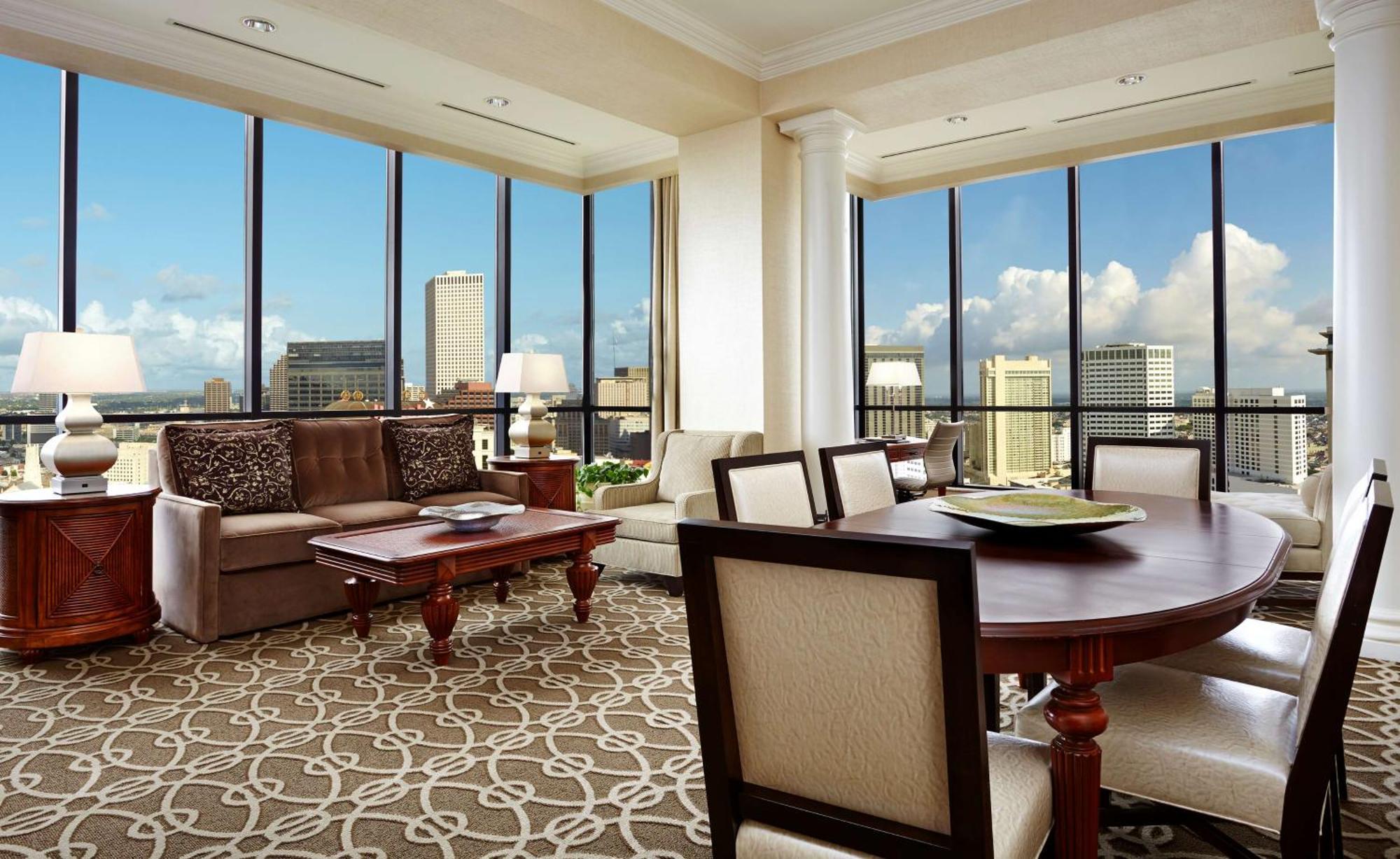 Hilton Riverside 4*