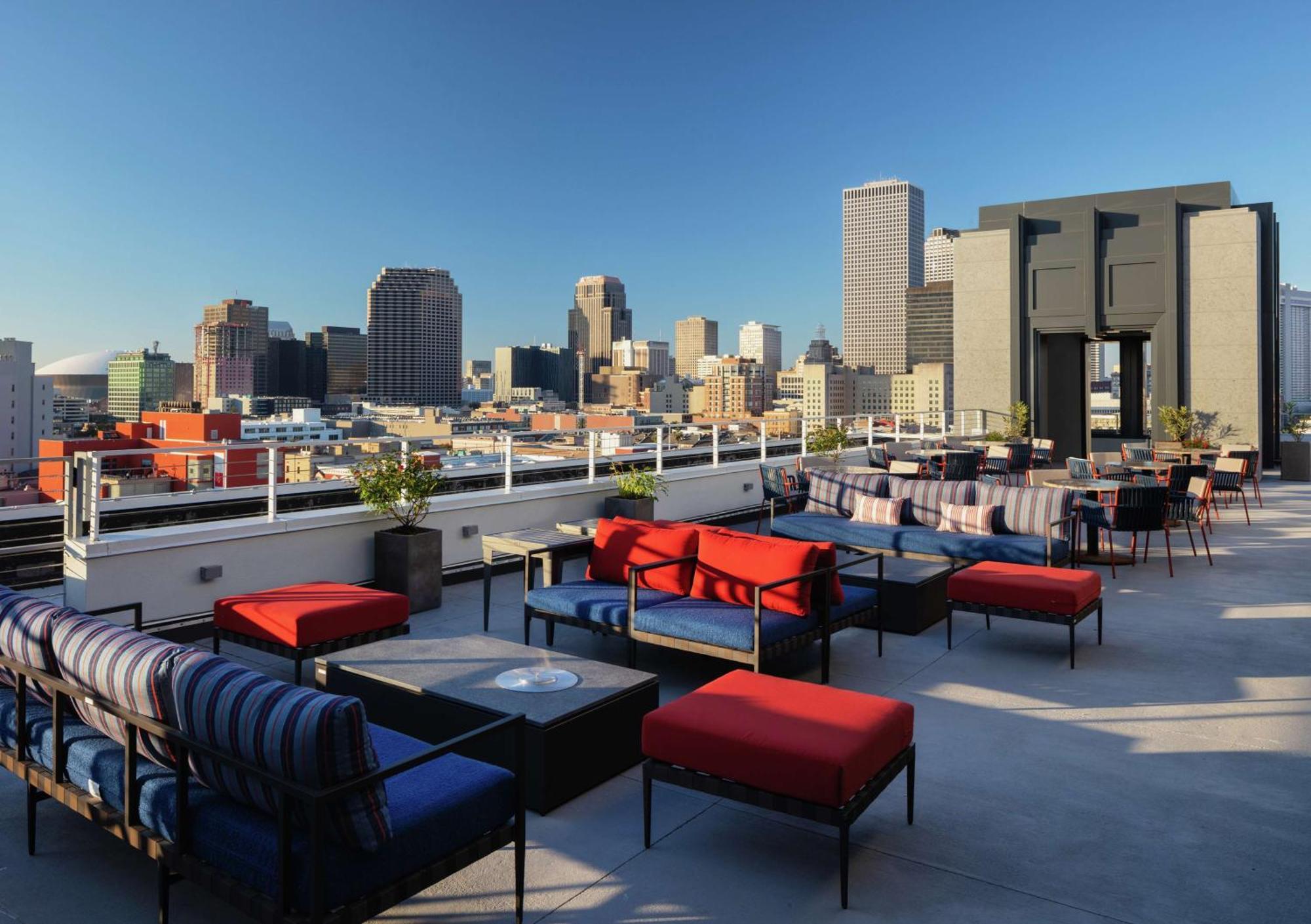 The Higgins New Orleans, Curio Collection By Hilton Hotel