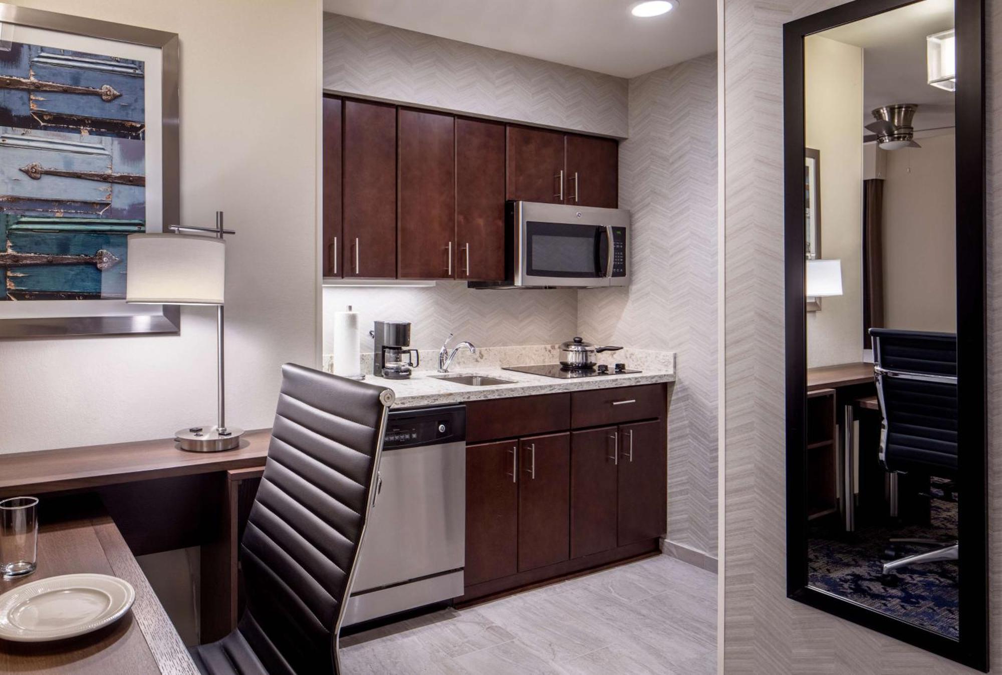 Hotel Homewood By Hilton French Quarter New Orleans