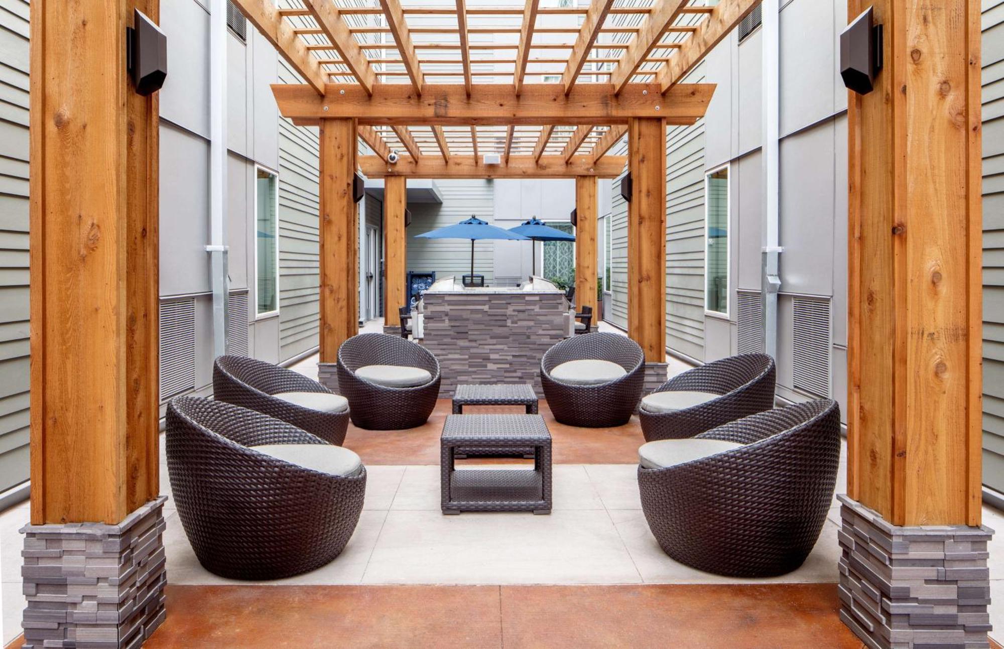 Hotel Homewood By Hilton French Quarter New Orleans