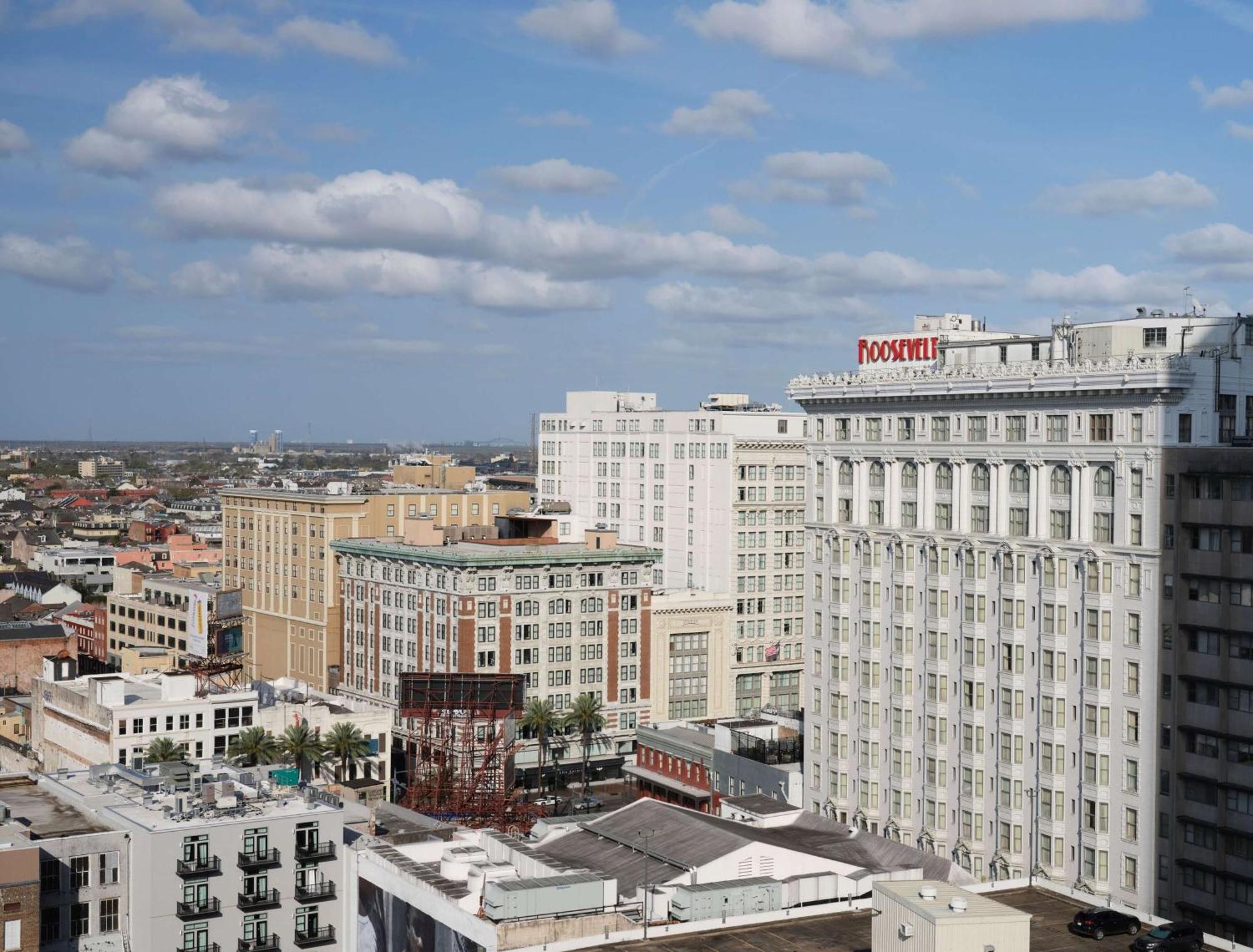 Canopy By Hilton Downtown 4*