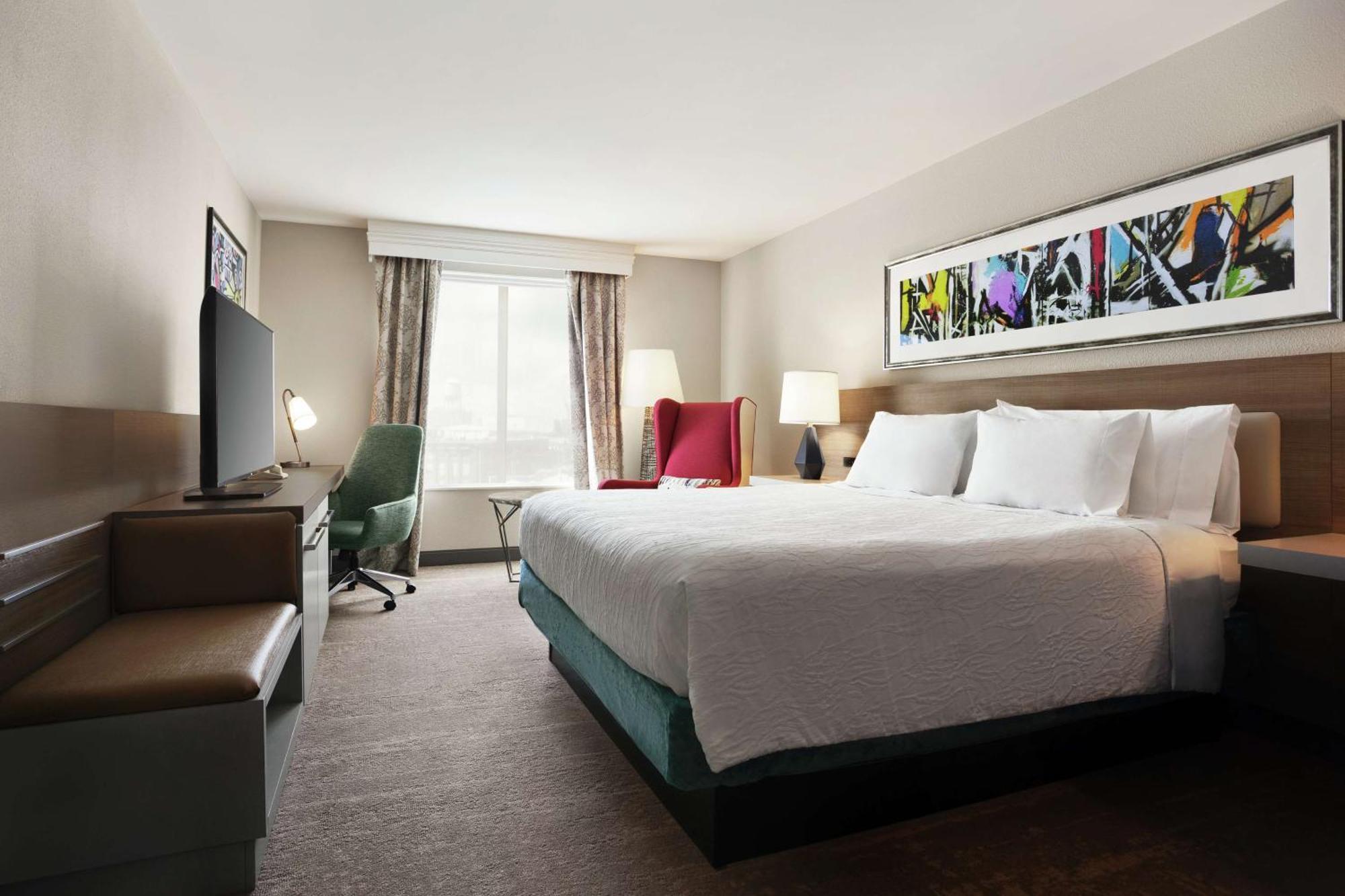 Hilton Garden Convention Center Hotel 3*