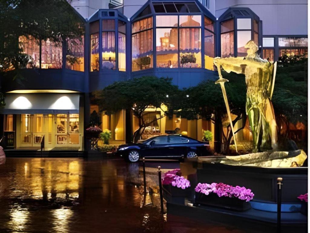 The Windsor Court 5* New Orleans
