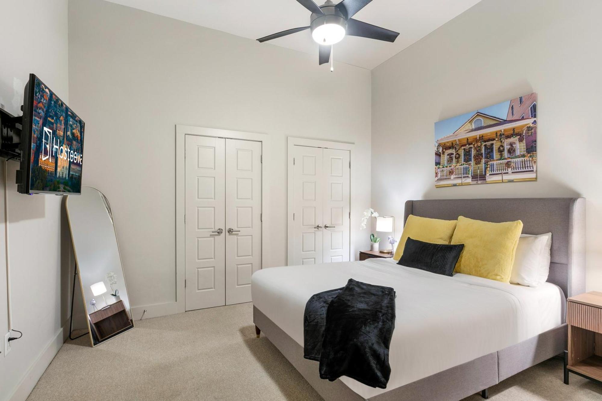 Urban Living In The Heart Of * New Orleans
