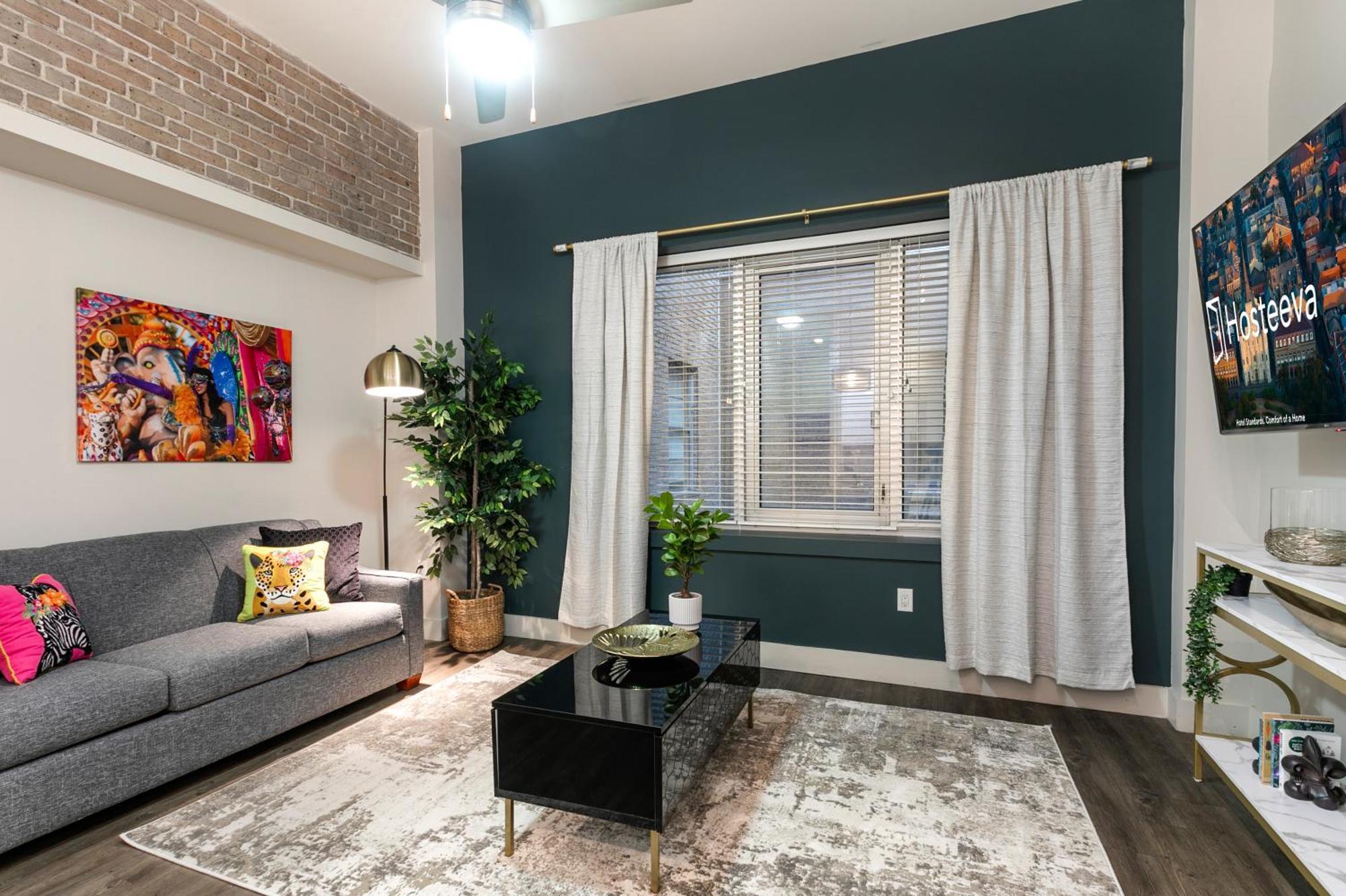 Urban Living In The Heart Of Apartment New Orleans