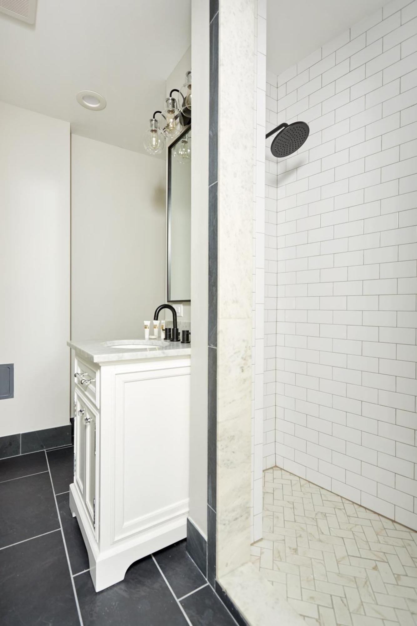 Sonder Baronne Manor Aparthotel New Orleans