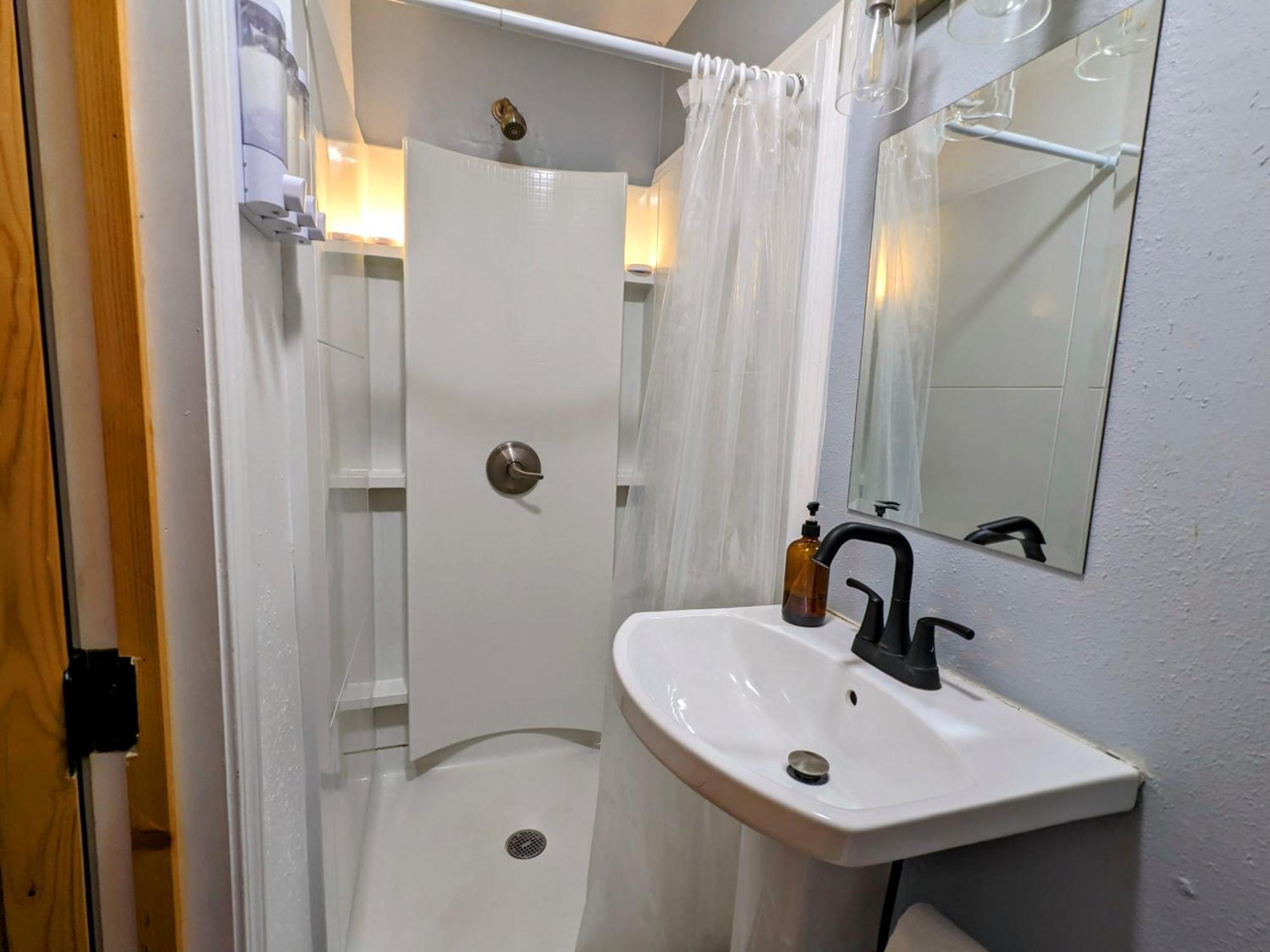 Weebiii Apartment
