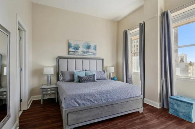 Aparthotel Amazing Beautiful View 2 Blocks To French Quarter, Small Rooftop Pool, Gym, Seanger Theater, Super Dome, And Bourbon St