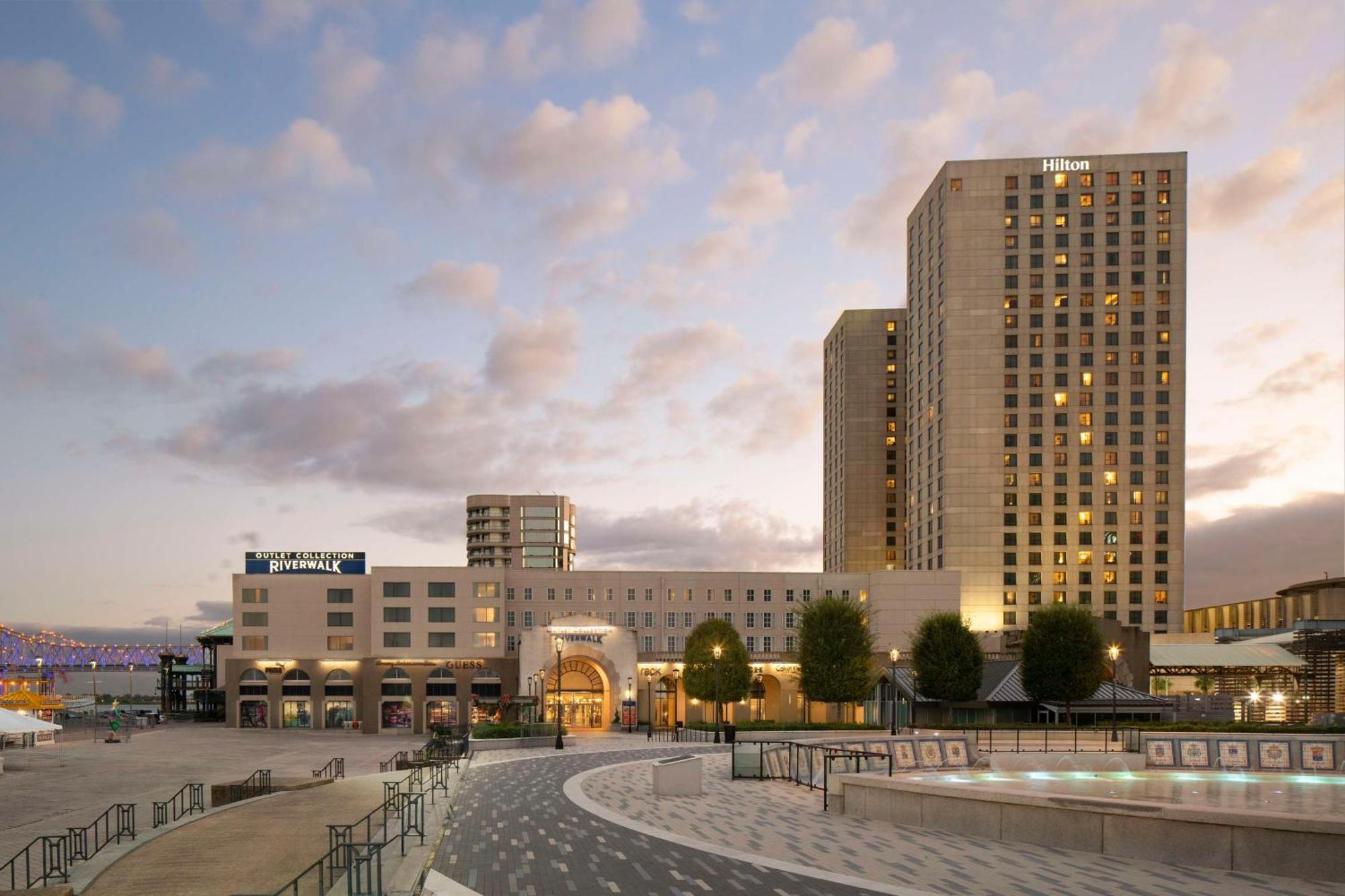 Hilton Riverside Hotel