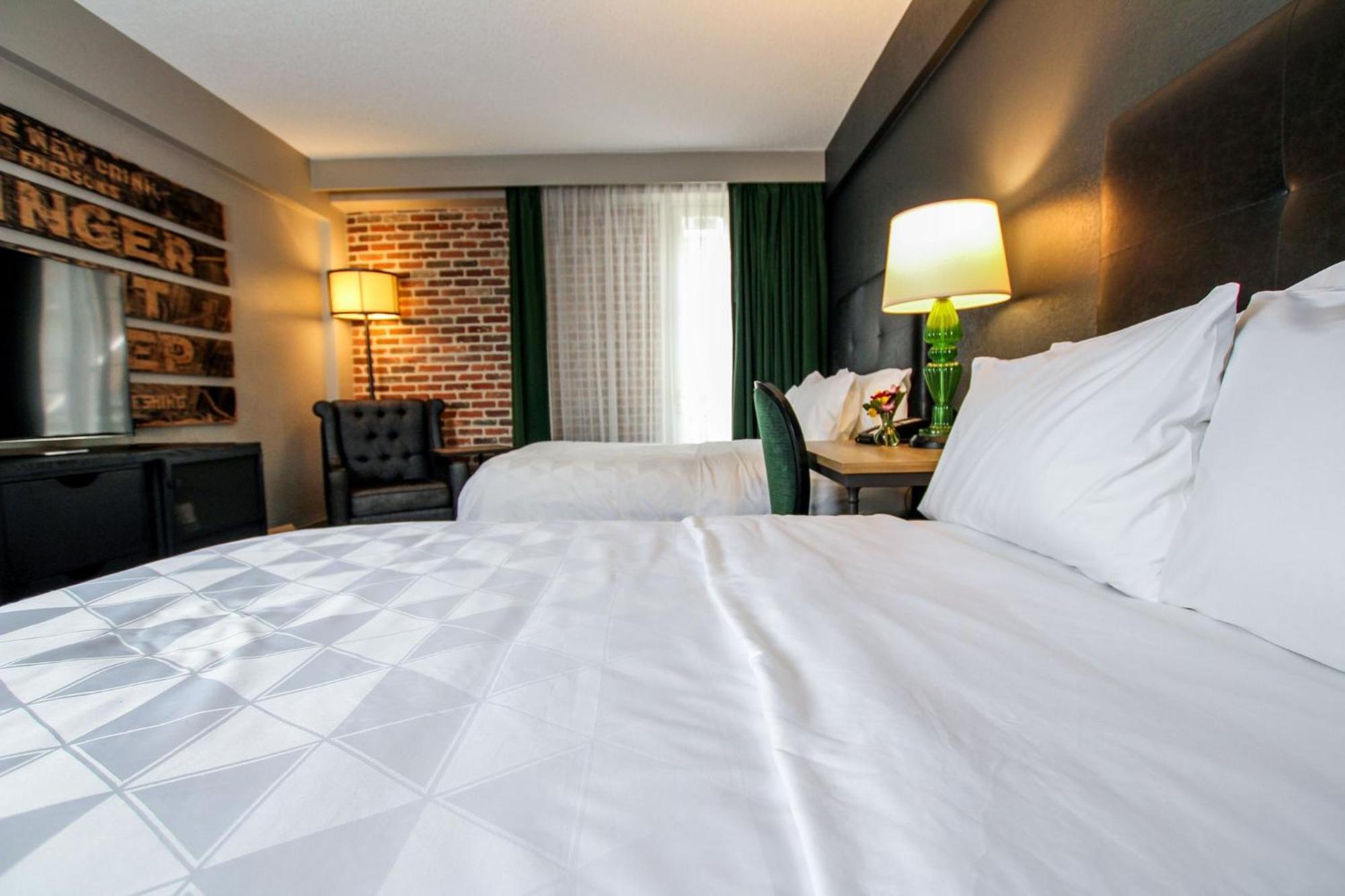 Hotel Holiday French Quarter-chateau Lemoyne By Ihg