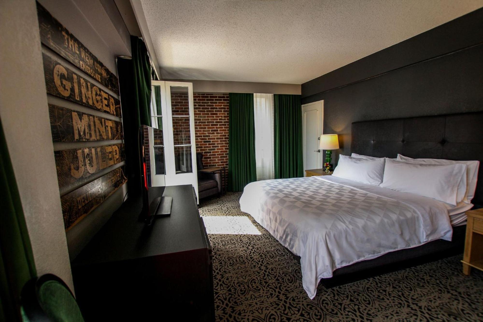 Hotel Holiday French Quarter-chateau Lemoyne By Ihg 3*