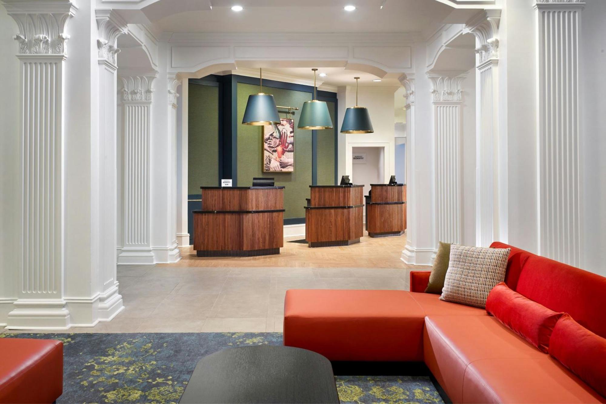 Courtyard By Marriott French Quarter/iberville 3* New Orleans
