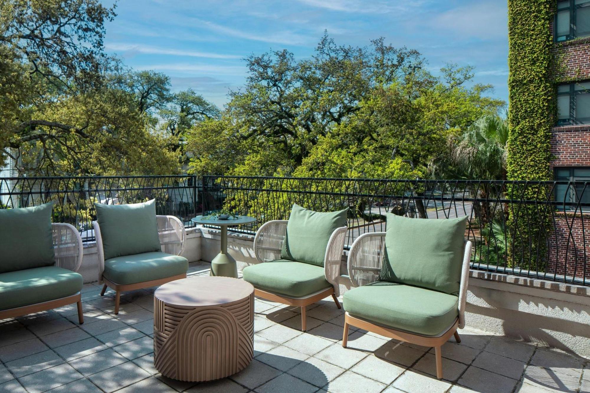 Tonnelle New Orleans, A Tribute Portfolio 4*
