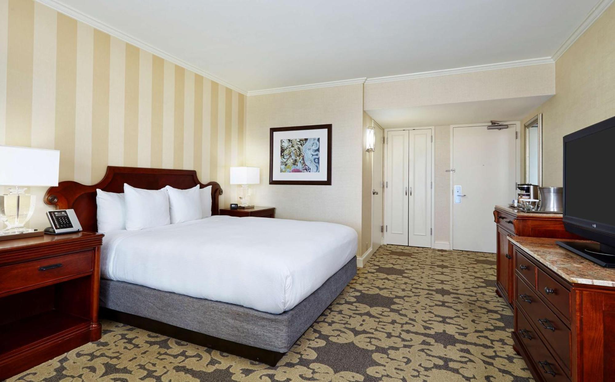 Hilton Riverside Hotel