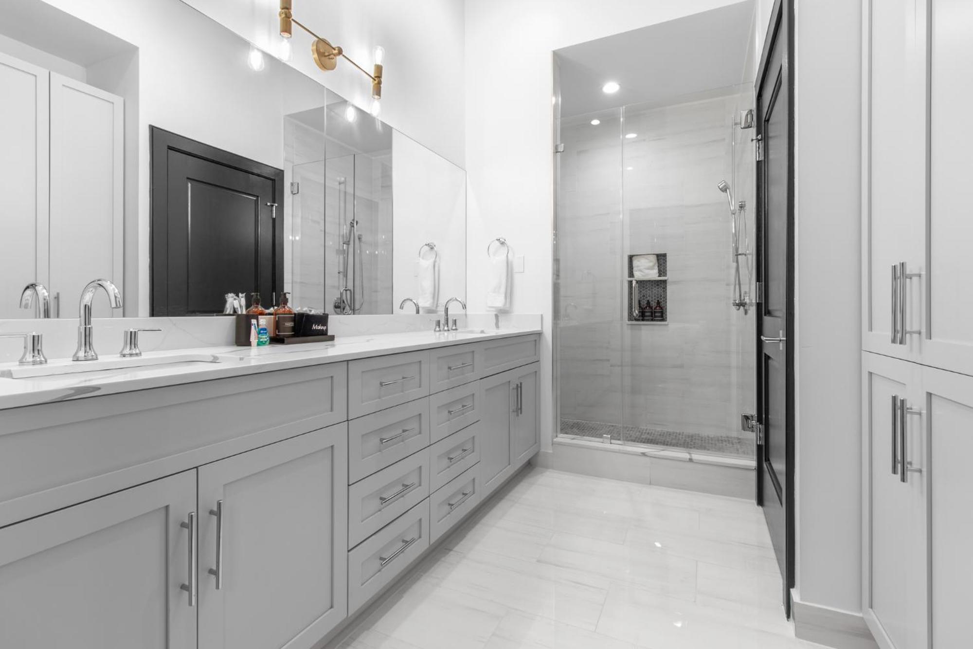 Hotel Spacious 2br Downtown Walk To Superdome French Quarter