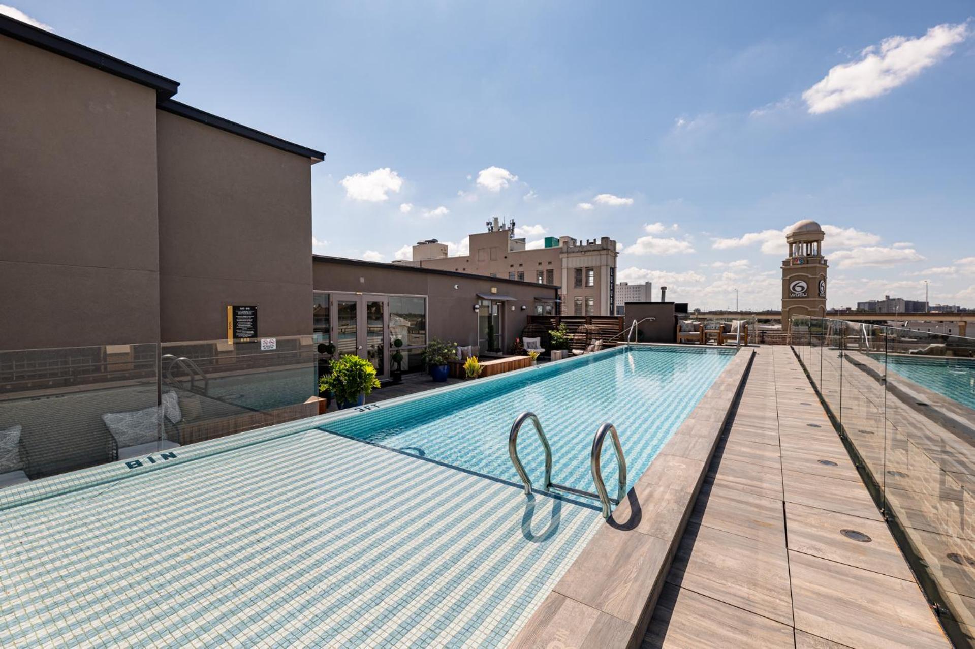 Hotel Spacious 2br Downtown Walk To Superdome French Quarter New Orleans