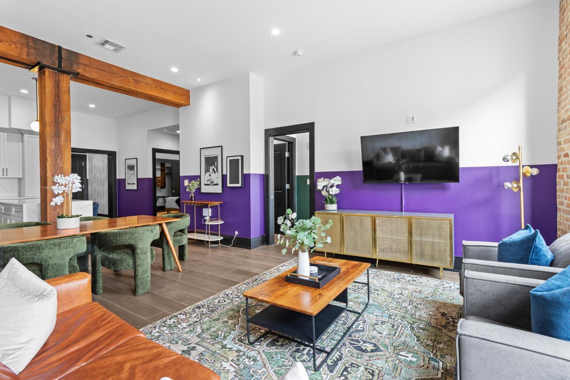 888 Baronne * New Orleans