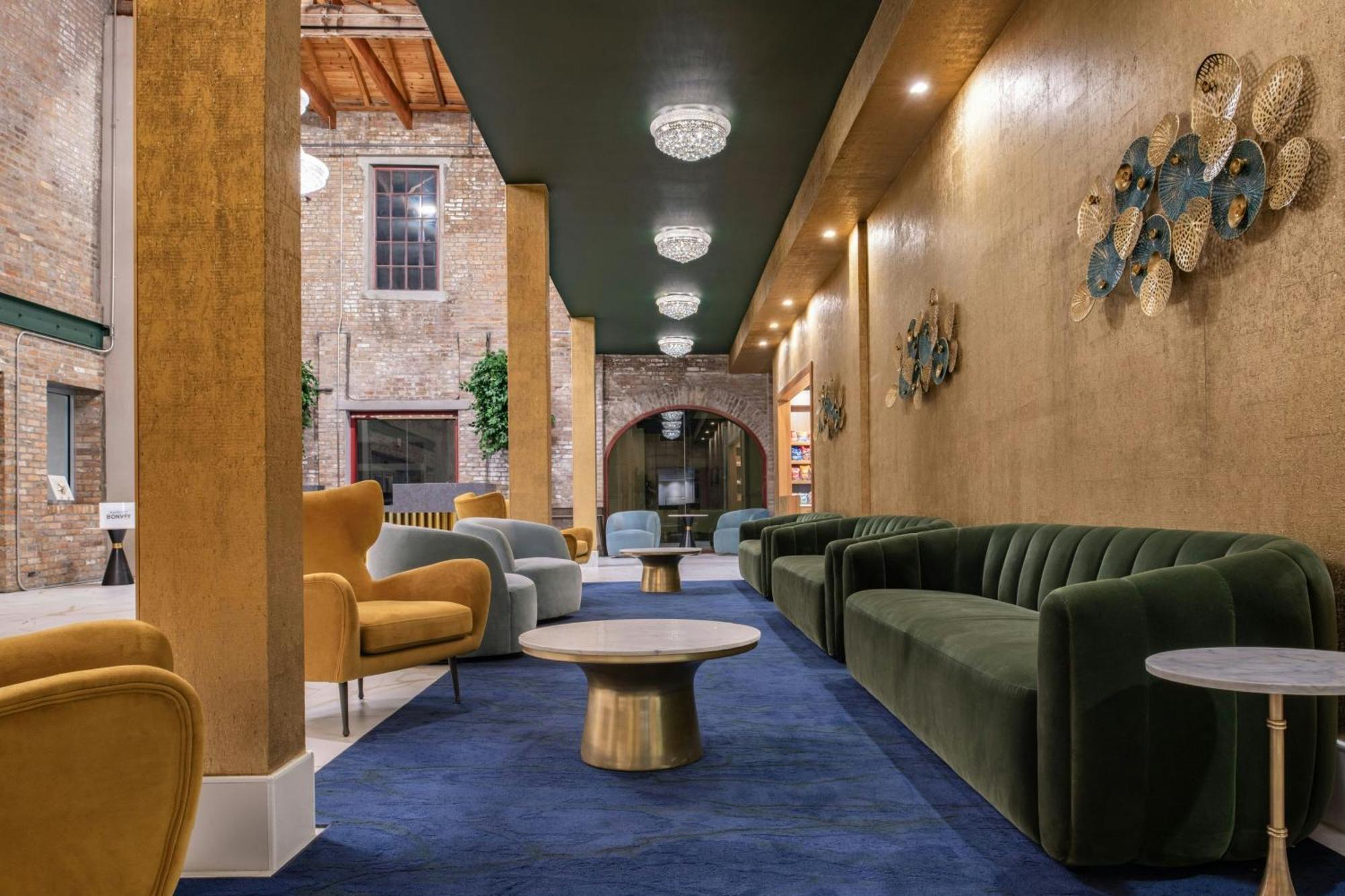 Springhill By Marriott Warehouse Arts District 3*