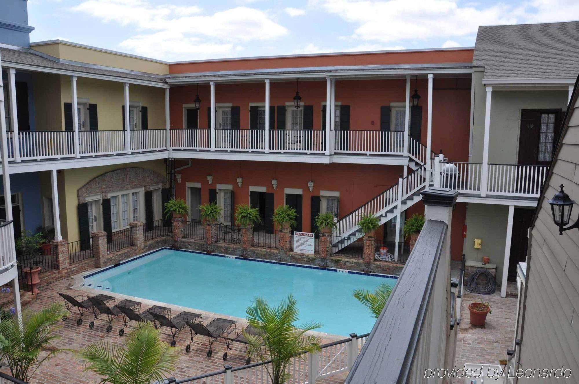 Courtyard By The French Quarter New Orleans