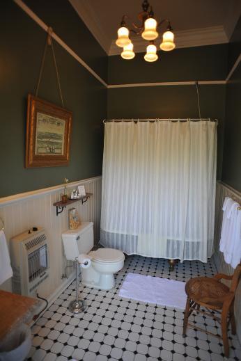 Bed & Breakfast Five Continents
