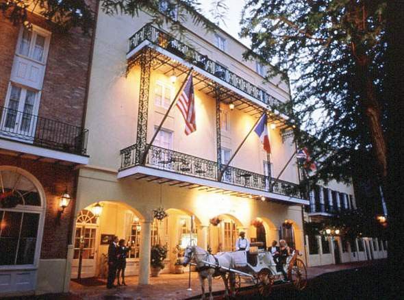 Holiday French Quarter-chateau Lemoyne By Ihg Hotel New Orleans