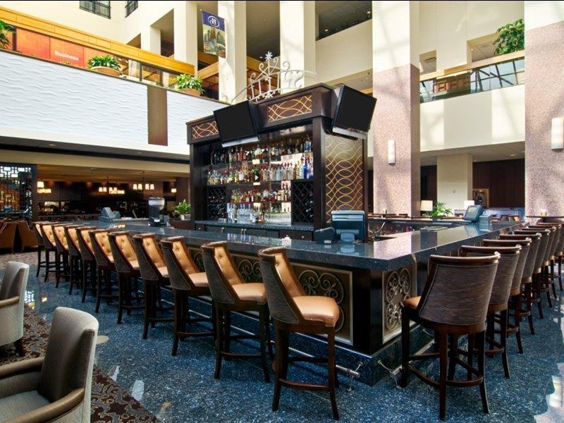 Hilton Riverside 4*