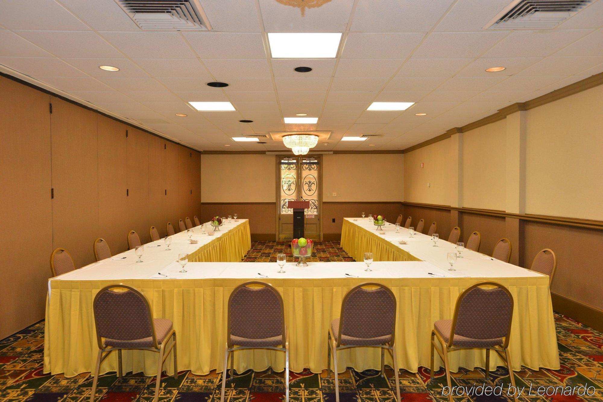 Hotel Holiday French Quarter-chateau Lemoyne By Ihg New Orleans