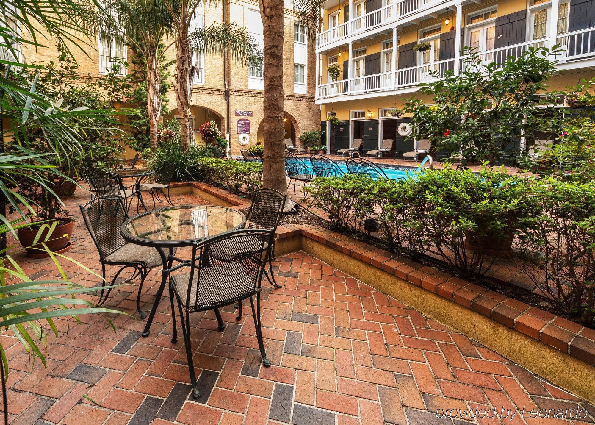 Hotel Holiday French Quarter-chateau Lemoyne By Ihg New Orleans