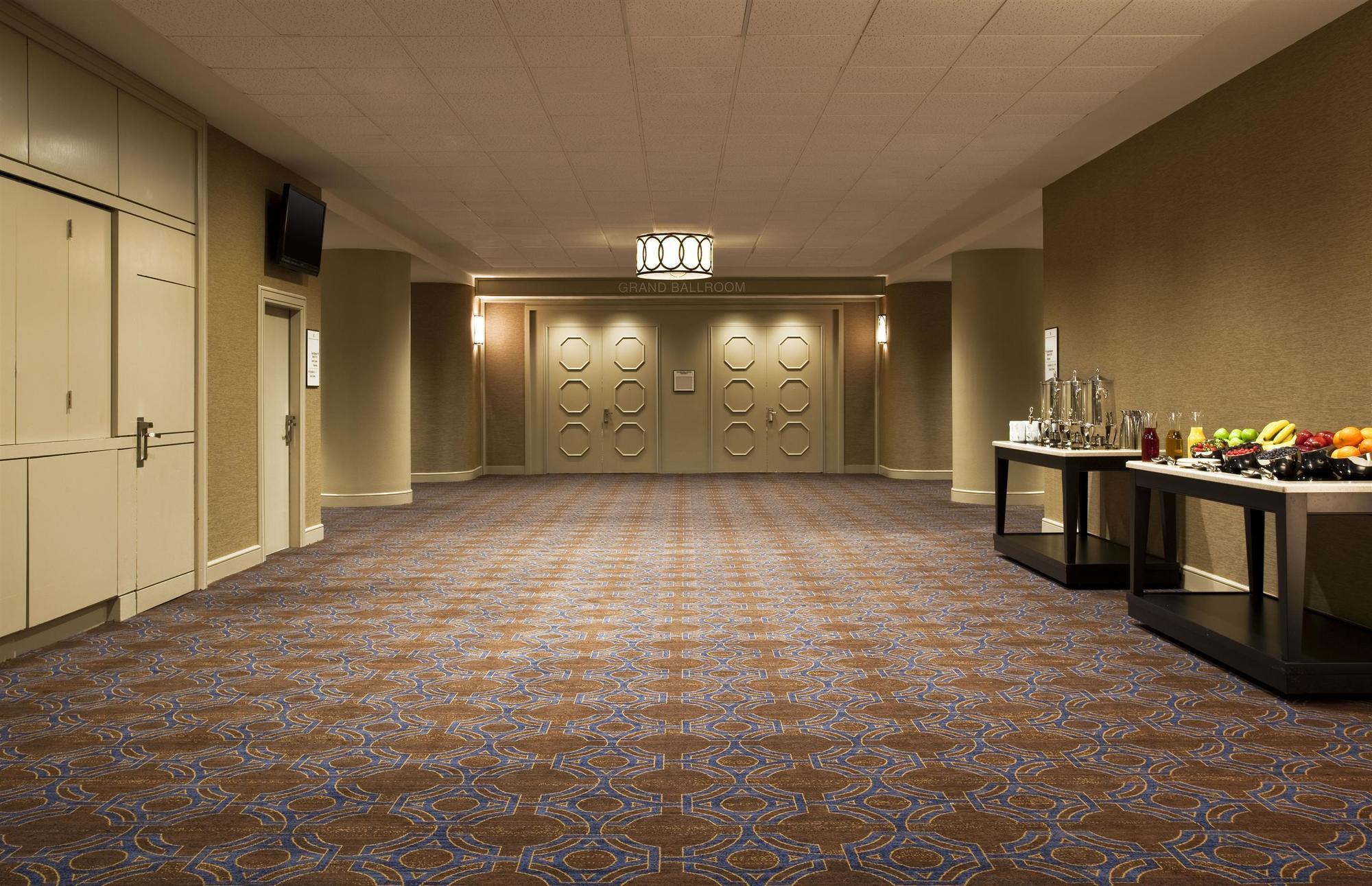 Sheraton 4*