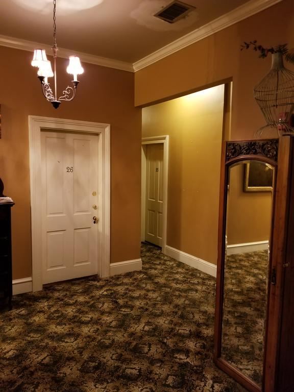 The Columns Hotel 3*