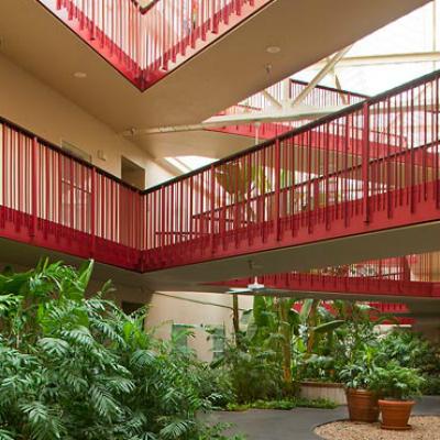 Sonesta Es Convention Center Hotel 3*
