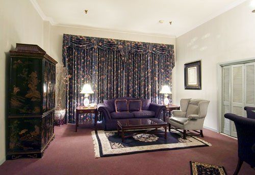 Le Richelieu In The French Quarter New Orleans