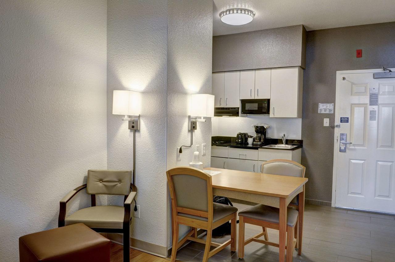6-new Orleans, La Hotel 2*