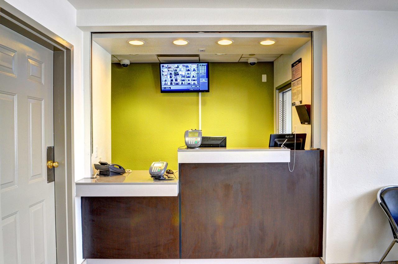 Hotel 6-new Orleans, La 2*