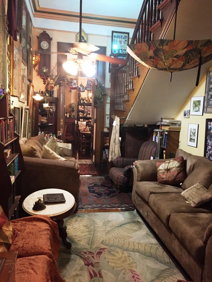 1870 Banana Courtyard French Quarter 3*