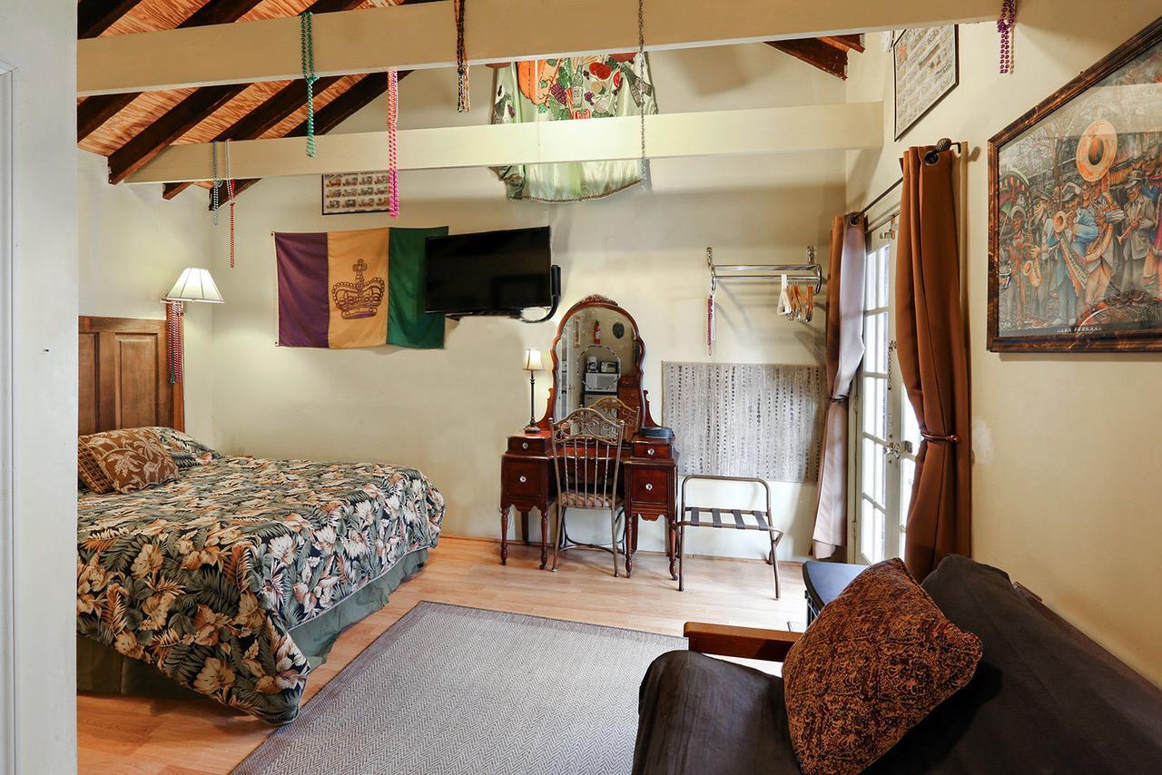 1870 Banana Courtyard French Quarter Bed & Breakfast New Orleans