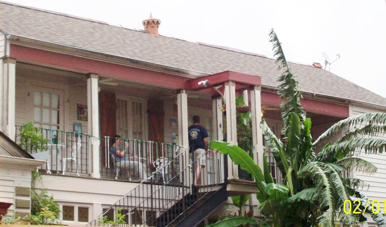 1870 Banana Courtyard French Quarter New Orleans