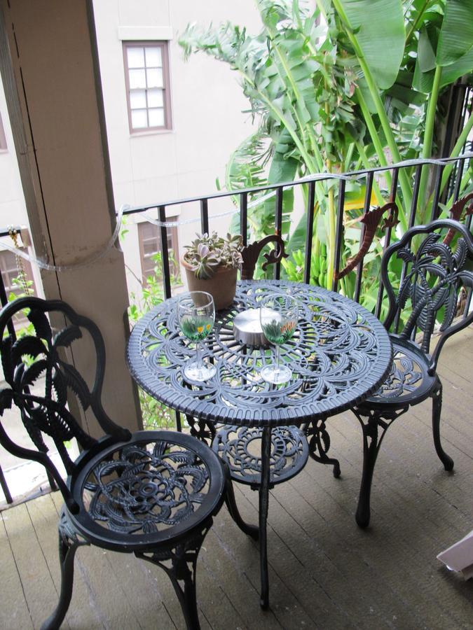 1870 Banana Courtyard French Quarter New Orleans